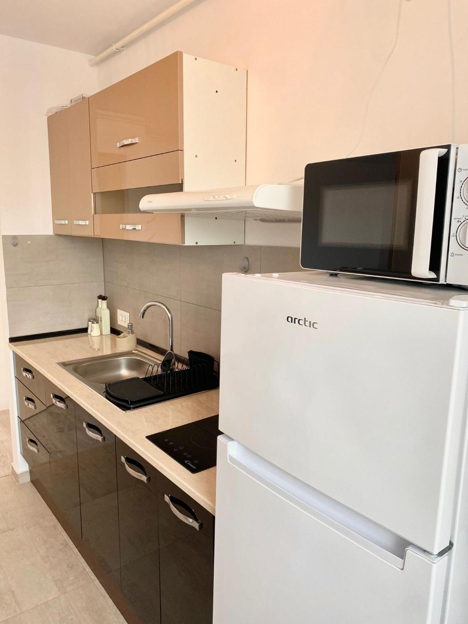 Jad - Luxury 3 Rooms & 2 Rooms Apartments In Kasper, Near Coresi Mall Brașov Exterior foto