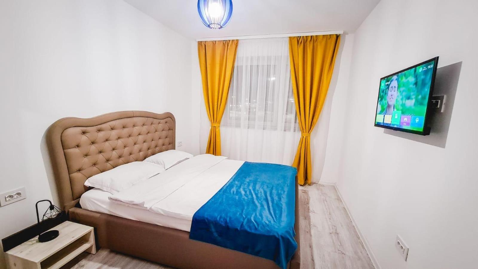 Jad - Luxury 3 Rooms & 2 Rooms Apartments In Kasper, Near Coresi Mall Brașov Exterior foto